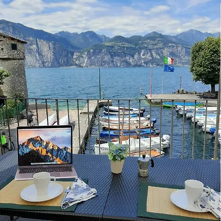 Klimt's Mill Overlooking Port Feriehus Malcesine